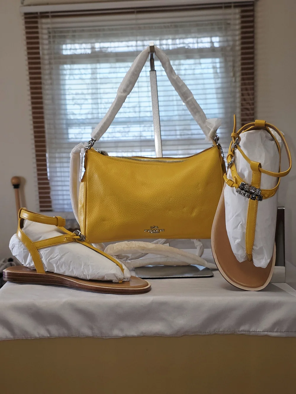 COACH Becky Semi Matte Calf Leather Sandals In Canary Size 7M - Picture 12 of 12